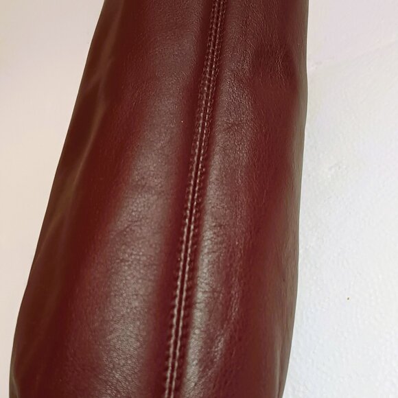 Share Etienne Aigner Leather Crossbody Bag Classic Vintage Oxblood Logo Purse - Picture 4 of 16
